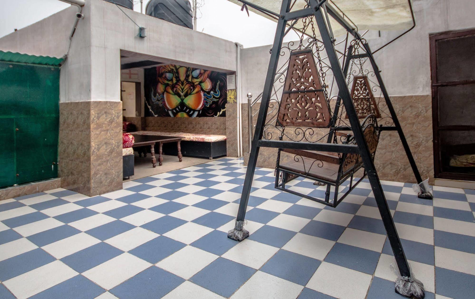 Backpacker Panda Friends - Agra Hostel Agra  Ngoại thất bức ảnh