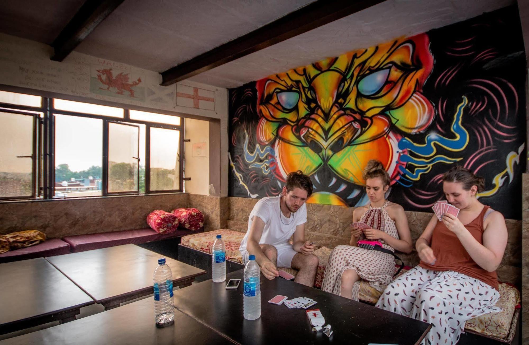 Backpacker Panda Friends - Agra Hostel Agra  Ngoại thất bức ảnh