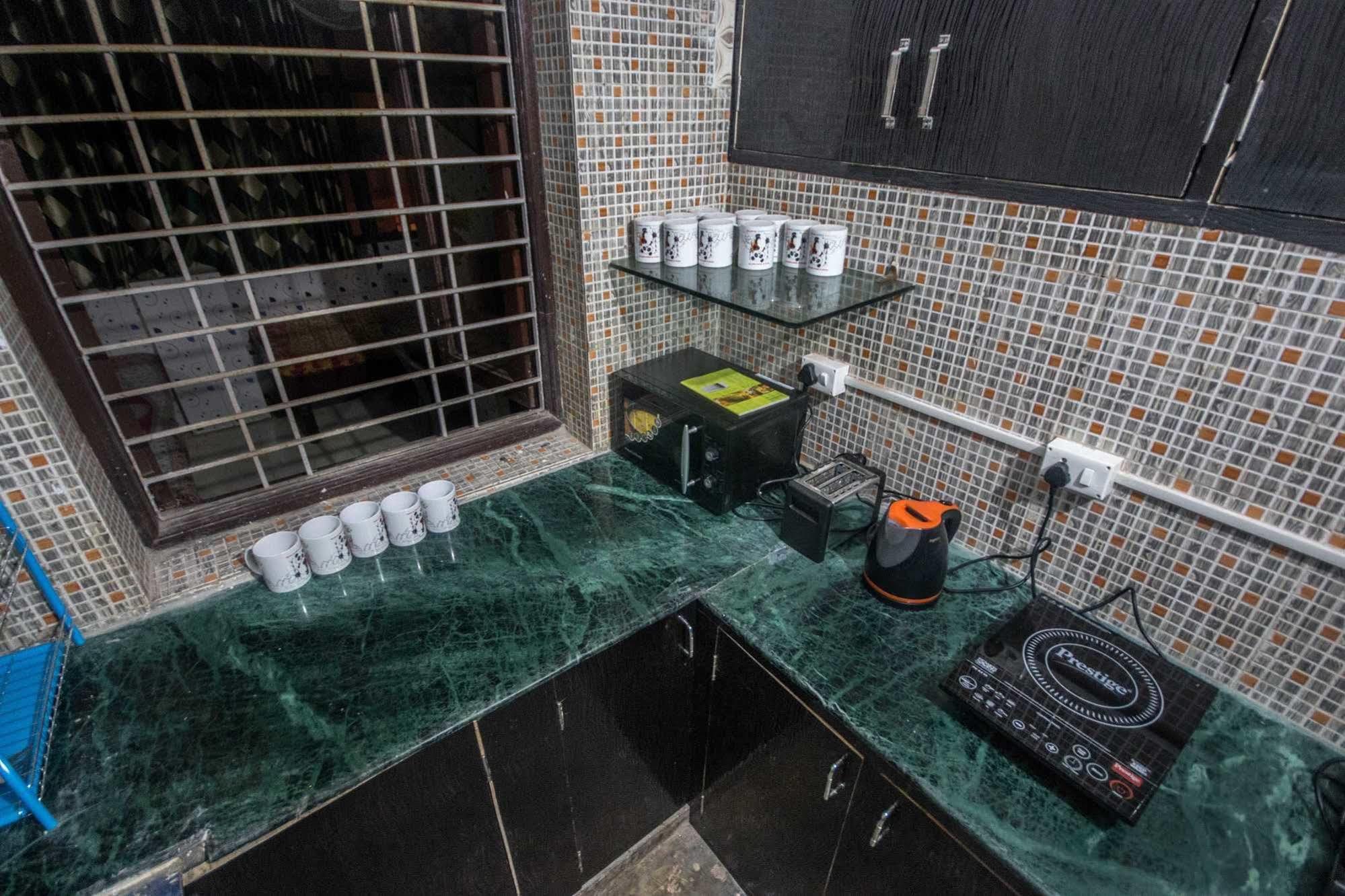 Backpacker Panda Friends - Agra Hostel Agra  Ngoại thất bức ảnh
